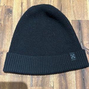 Black Lululemon Toque